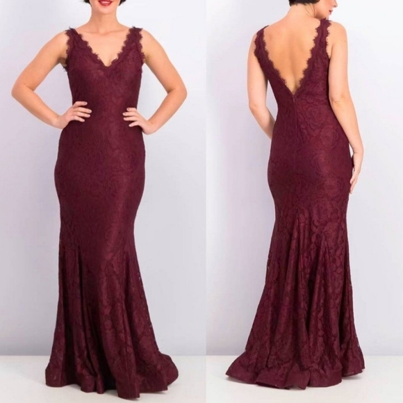 Betsy & Adam Dresses & Skirts - Betsy & Adam Allover Lace Mermaid Floor Gown in Burgundy size 10